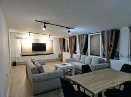 Diamond Apartment 2-Luxury