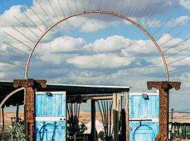 Agafay Yes We Camp Luxury Lodge Restaurant & Spa, luxury tent in Aït Mazou