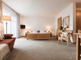 Landhotel Rosenberger, hotel amb aparcament a Wegscheid