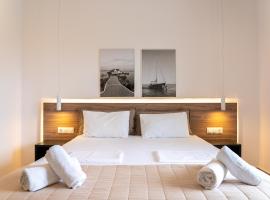 Roula's house on the beach, hotel with hot tubs in Skiathos Town