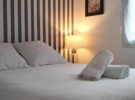 Appart pour 4 à 5 personnes - à 30 minutes de Paris et 15 minutes de Disneyland - direct en RER