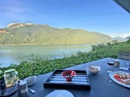 Maison Lacustre - Maison contemporaine avec vue panoramique sur le lac d'Annecy