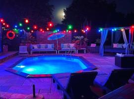 The Retreat at Little Oaks, hotel in Blaenavon