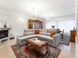 GuestReady - Urban rustic in Esposende