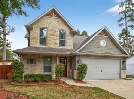 Conroe 4BR Covered Patio Game Room Playset