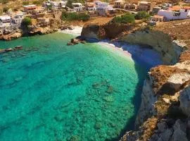 Kitta Mani Towerhouse - Mountain Views & Garden