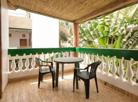 Case Africaine Confort Terrasse Accès Plage, hotel in Mbour