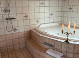 Lakehouse Hagen, hotel a Mellerud