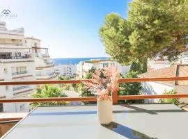 Horizon Sea Views and Garage