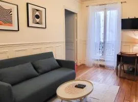 2 Bedroom near Champs Elysees