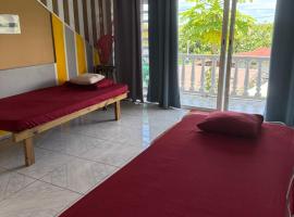 Dortoir 1, hotel in Faaa