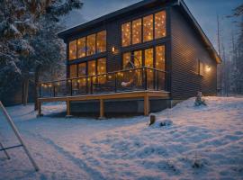 3-bedroom Lakefront Villa #3, hotel u gradu Lakefield