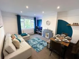 Three Bedroom Chelmsford Apartment with Garden