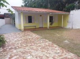 Casa Ampla a 300m da Praia - Para Grupo e Família