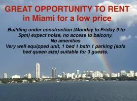 Unique Water Views, free Parking 1bed 1 bath Rooffornomads 416