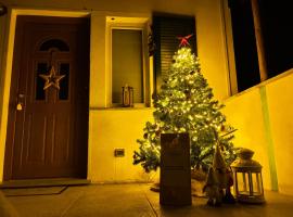 Miralago Casa Vacanze, villa en Villa di Chiavenna