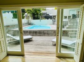Stunning bungalow just off Robberg, bungalow a Plettenberg Bay