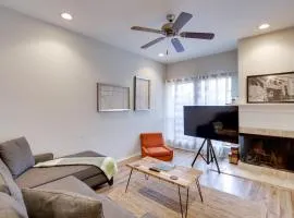 Comfortable Dallas Condo Close to Attractions