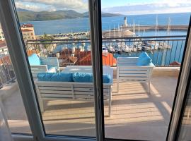 Mango Lux Apartment Lustica Bay, ξενοδοχείο με σπα σε Radovići