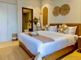 Sifah Seascape Villa with Private Pool, hotel in As Sīfah