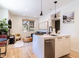 Aspen Hideaway by AvantStay Walk to Aspen Near Slopes Pool Hot Tub Access