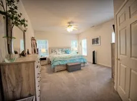 ⛱ Quiet 3 Bed Twinhome just 3 miles from Beach! ⛱