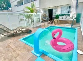 NYC Park Ave- Apartamento de luxo estilo Nova Iorque, a beira mar, 3 quartos com AC, piscina privativa, a 100 metros da praia, a 7 minutos a pé da areia, Tours