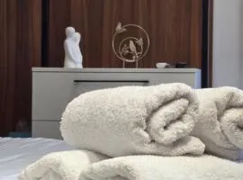 STAY-FIVE Cozy Modern Studios in Tirana Center - Brand New