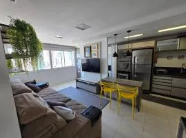 Apto completo no coração de Torres 2Q, AC, Churrasqueira, Telas proteção