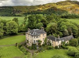 Estate Getaway at Powis House Estate, Hotel in Stirling