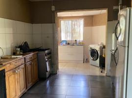 Las estrellas, hotel in Las Tapias