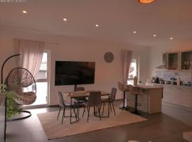 Neu gebaut - Modern - Apartments - Boardinghouse Weiße Taube, hotel in Altenstadt