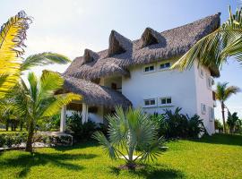 Hotel Dos Mundos Monterrico - Pacific Resort, hotel en Taxisco
