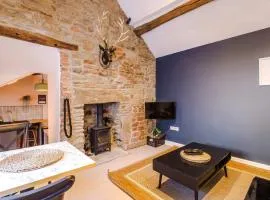 Deacon's Retreat Peak District