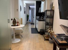 Edo's House, ξενοδοχείο στο Κάλιαρι