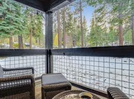 Arroyo by AvantStay Peaceful Mountain Townhouse w Large Private Balcony