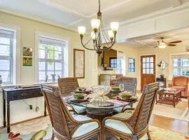 Paradise Palms by AvantStay Great Location w Outdoor Dining BBQ Close to Higgs Beach Month Long Stays