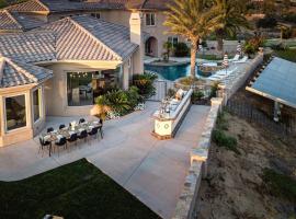 Sangiovese By AvantStay Spectacular Estate w Pool Hot Tub Putting Green, Hotel in Temecula