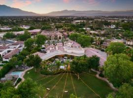 Villa Verbena by AvantStay Expansive Estate w B-ball Court PoolSpa Entertainers Yard, hotel in Bermuda Dunes