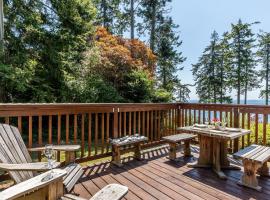 Smugglers Lagoon Beach Cottage by AvantStay, hotel in Greenbank