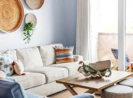 RIVER FLY IN Sunshine Suite Waterfront 2BR RFI-505