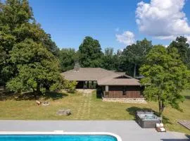 Amber Lodge by AvantStay Pool Firepit Sauna