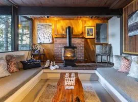 Mt. Jola by AvantStay A 5-minute walk away to Palisades and lifts.