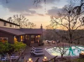 Gable by AvantStay Beautiful 3.5 Acre Oasis w Gorgeous Views Pool Hot Tub