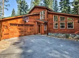 Moosetrack by AvantStay Cozy Cabin w Hot Tub In The Heart of Tahoe Donner