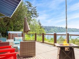 Barranco by AvantStay Stairway to Beach Views, hotel in Greenbank