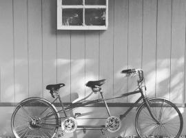 Swimming Hole, hôtel à Leakey