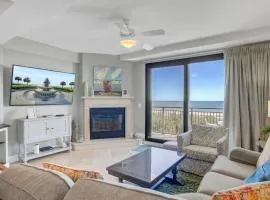 407 A Shipwatch by AvantStay Beach Front Condo w Ocean Views