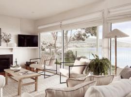 White Sands Beach House, отель в городе Уайт Бич