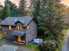 Walk to Beach Relax in Hot Tub Dine on the Deck LoLis Place by AvantStay